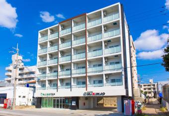 Mr. Kinjo in AirPort has Balcony rooms