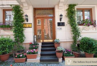 Sultans Royal Hotel has Balcony rooms