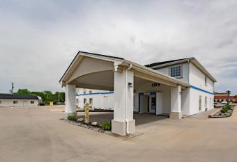 Motel 6 Augusta Ks allows 18 year olds to book a room