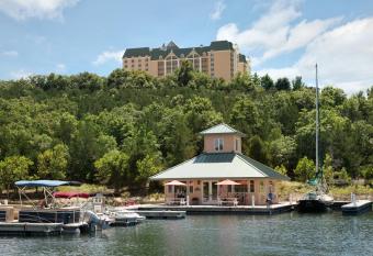 Chateau On The Lake Resort Spa And Convention Center allows 18 year olds to book a room
