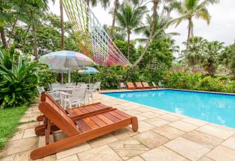 Selina Paraty allows 18 year olds to book a room