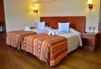 Siete Ventanas allows 18 year olds to book a room