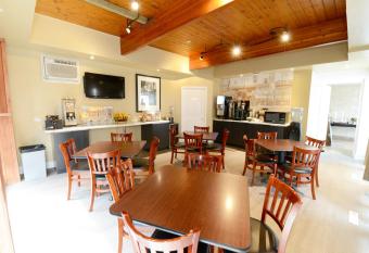 Thriftlodge Saskatoon has Smoking rooms