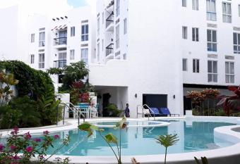 Retreat Haven in La Bella Tagaytay has Balcony rooms