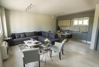 Amera has Balcony rooms