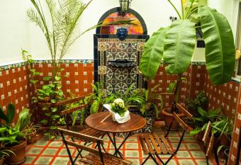 Pension Perez Montilla allows 18 year olds to book a room