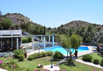 Porto Galini has Balcony rooms