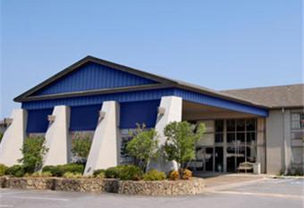 River Valley Inn and Suites By Belvilla has Smoking rooms