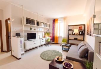 RotApartment - Monza has Balcony rooms