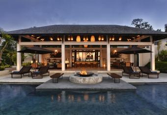 AltaVista Mountain Villa Bali has Balcony rooms