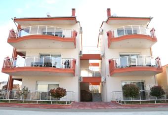 Sinanis Family Apartments has Balcony rooms