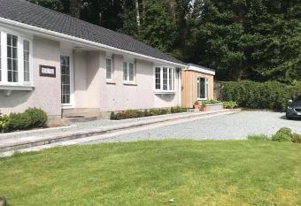 Medina allows 18 year olds to book a room