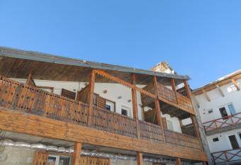 Mountain View has Balcony rooms