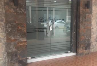 La Cubana Hotel & Suites allows 18 year olds to book a room