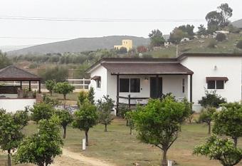 Azahares del Pedregal has Balcony rooms