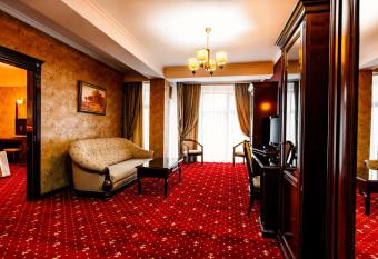 President Resort Hotel has Balcony rooms