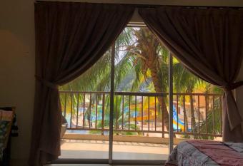 Gold Coast Morib has Smoking/Balcony rooms