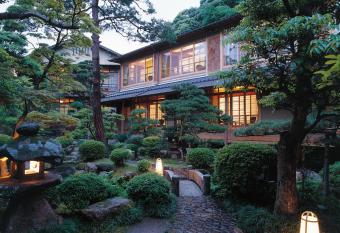 Nishimuraya Honkan allows 18 year olds to book a room