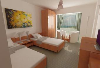 Hotel Flormang has Balcony rooms