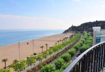 Hotel Haromar has Balcony rooms