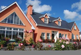 Ballyvaughan Lodge Guesthouse allows 18 year olds to book a room