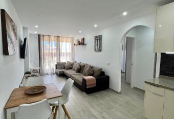 Los Cristianos || has Balcony rooms