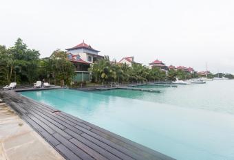 Eden Island Luxury One Bedroom Apartment has Balcony rooms