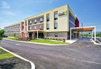 Home2 Suites by Hilton Mechanicsburg allows 18 year olds to book a room