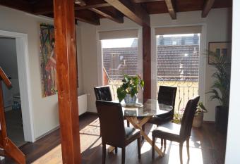 Villa Paz Rhein-Main Offenbach has Balcony rooms