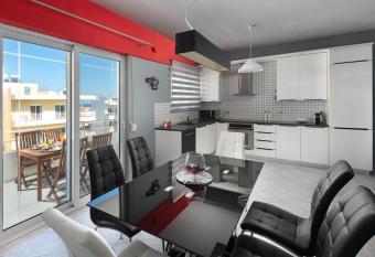 S&A Amazing Sea View Apartment has Balcony rooms