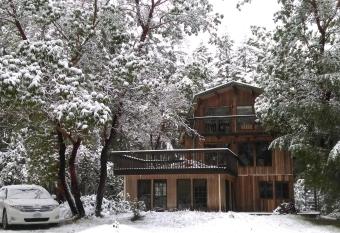 Gabriola Central B&B has Balcony rooms