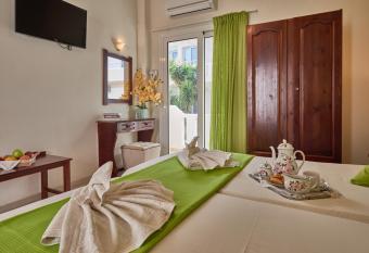 Corali Studios has Balcony rooms