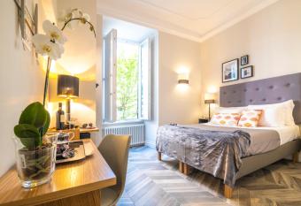 Eccelso Hotel allows 18 year olds to book a room