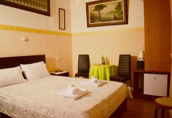 Stoa Rooms has Balcony rooms