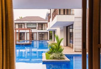 Villa Aqua Baga has Balcony rooms