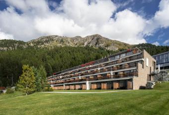 Nira Alpina has Balcony rooms