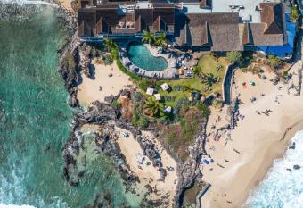 Hotel Le Boucan Canot allows 18 year olds to book a room