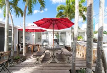 Hanamuro Inn Aka Island allows 18 year olds to book a room