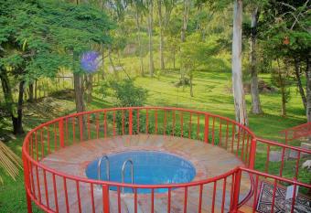 La Cumbre del Pinar Grupo de Alojamiento Tur  stico allows 18 year olds to book a room