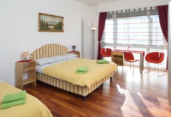 Rooms Al Festival allows 18 year olds to book a room