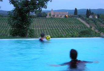 Tenuta di Corsano has Balcony rooms