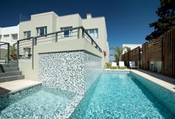 Regency Rambla Design Apart Hotel has Balcony rooms