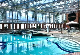 Casa Morales Hotel Internacional y Centro de Convenciones has Balcony rooms