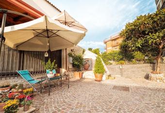 B&B La Casa Di Plinio has Balcony rooms