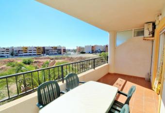 La Mirada has Balcony rooms