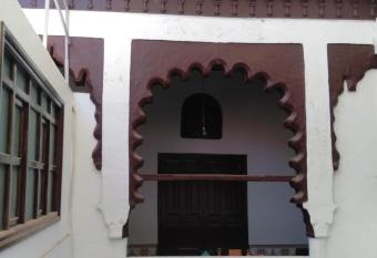 Dar Tsouli allows 18 year olds to book a room