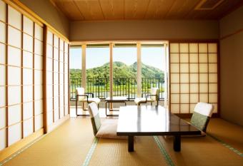 Oyado Seri allows 18 year olds to book a room