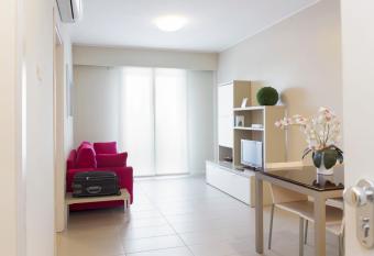 City Residence has Balcony rooms