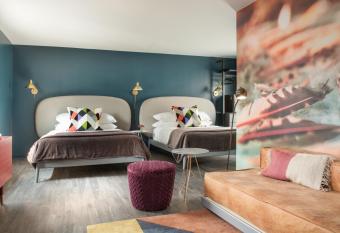 Rsvp Hotel has Balcony rooms