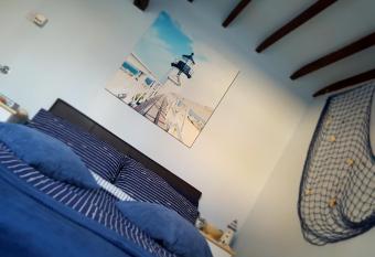 French Horn Chalets allows 18 year olds to book a room